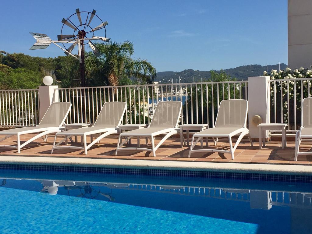 Es Mitjorn Hotel San Antonio  Eksteriør bilde