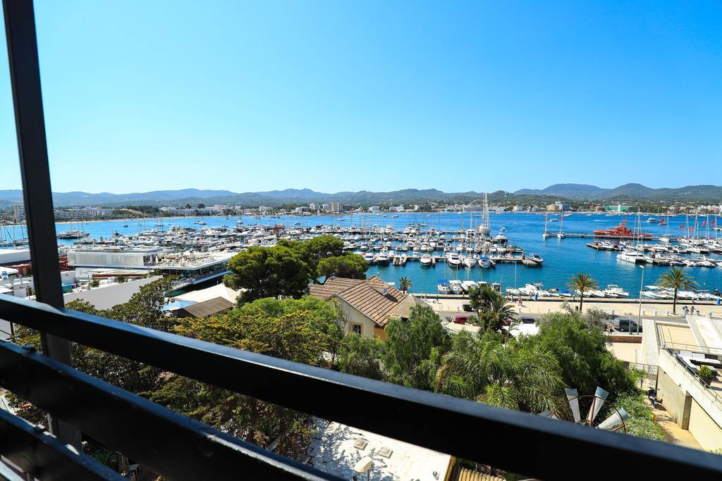 Es Mitjorn Hotel San Antonio  Eksteriør bilde